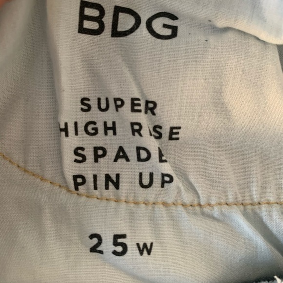 BDG high rise shorts - Picture 9 of 10